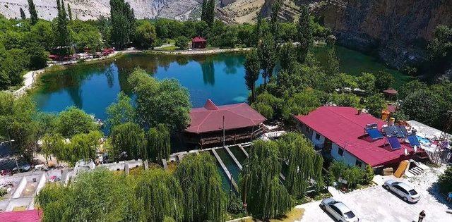 Tortum Şelalesi D&uuml;nya Turizmine A&ccedil;ılması İ&ccedil;in İmza Kampanyası Başlatıldı 2