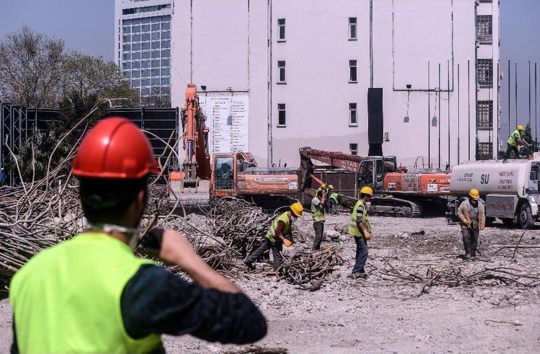 (&ouml;zel) Yıkımı Devam Eden Akm İlk Kez İ&ccedil;eriden G&ouml;r&uuml;nt&uuml;lendi