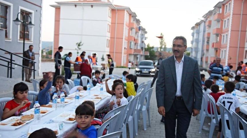 Turhal&rsquo;da Bin Kişi İftarda Buluştu