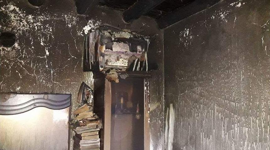 Taşlı&ccedil;ay&rsquo;da Yangın Korkuttu