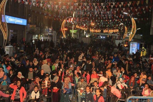 Grup Teylani Hakkari’de Konser Verdi