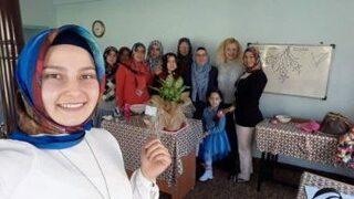 Aslanapa’da Çini Kursları Her Geçen Gün Yaygınlaşıyor