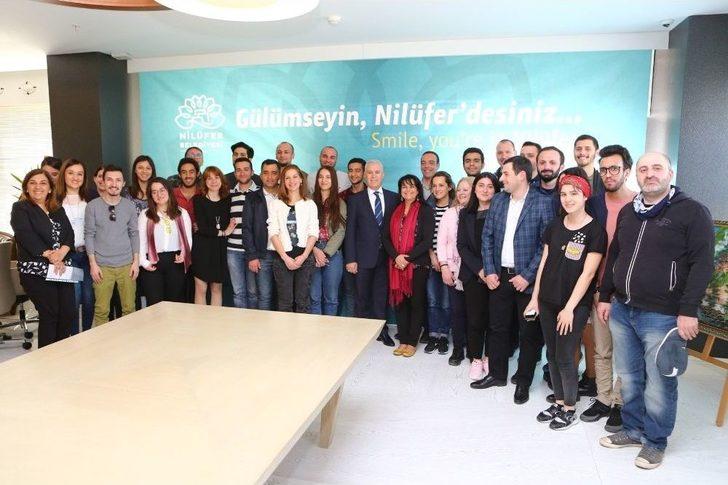 Bozbey: "gençler Kendileri İle İlgili Kararlarda Yer Almak İçin Direnmeli" G4