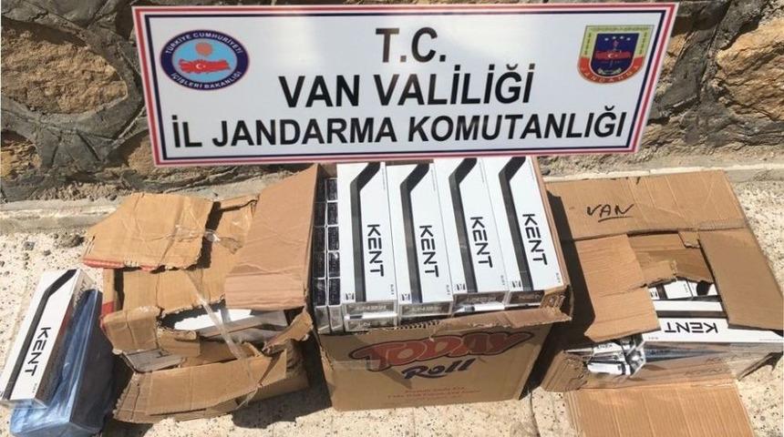 Van&rsquo;da Uyuşturucu Ve Ka&ccedil;ak Sigara Ele Ge&ccedil;irildi