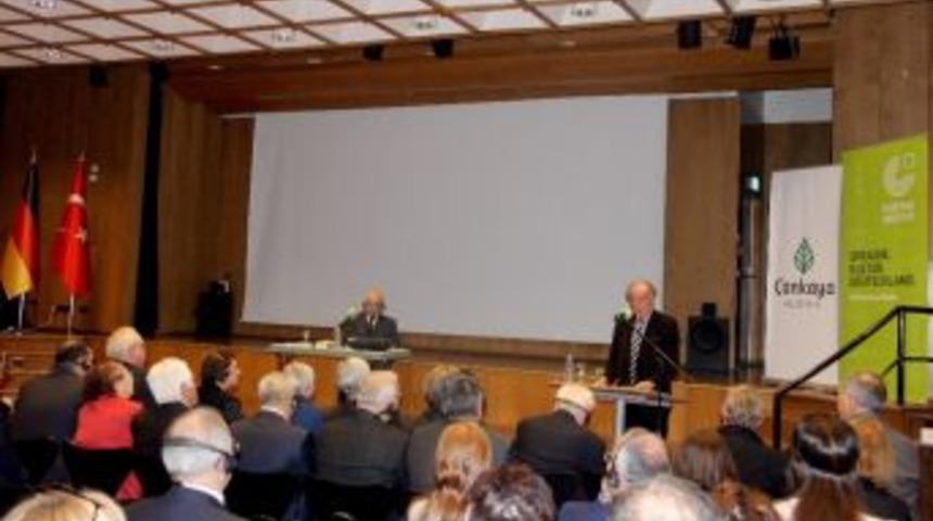 Ernst Reuter İkinci Vatanında Anıldı