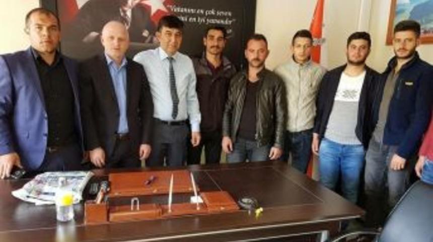 Ak Parti &Ccedil;ıldır Gen&ccedil;lik Kolları Emniyeti Ziyaret Etti