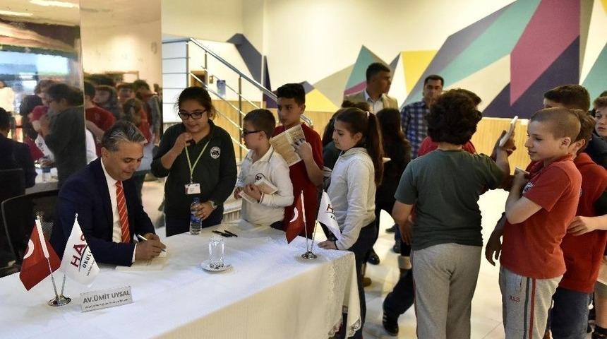 Başkan Uysal, &Ouml;ğrencilerle Buluştu