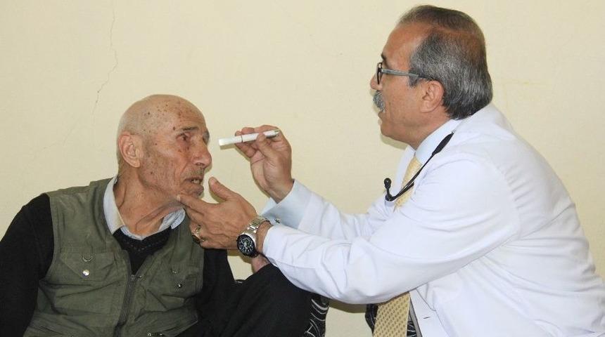 T&uuml;rkmen Doktordan Sınırın Sıfır Noktasında Sağlık Taraması