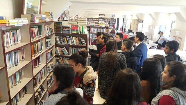 Ödemiş Halk Kütüphanesi İzmir’de İlk Sıralara Yerleşti