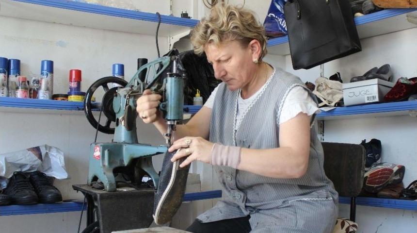 (özel) Kunduracı Nebibe Abla