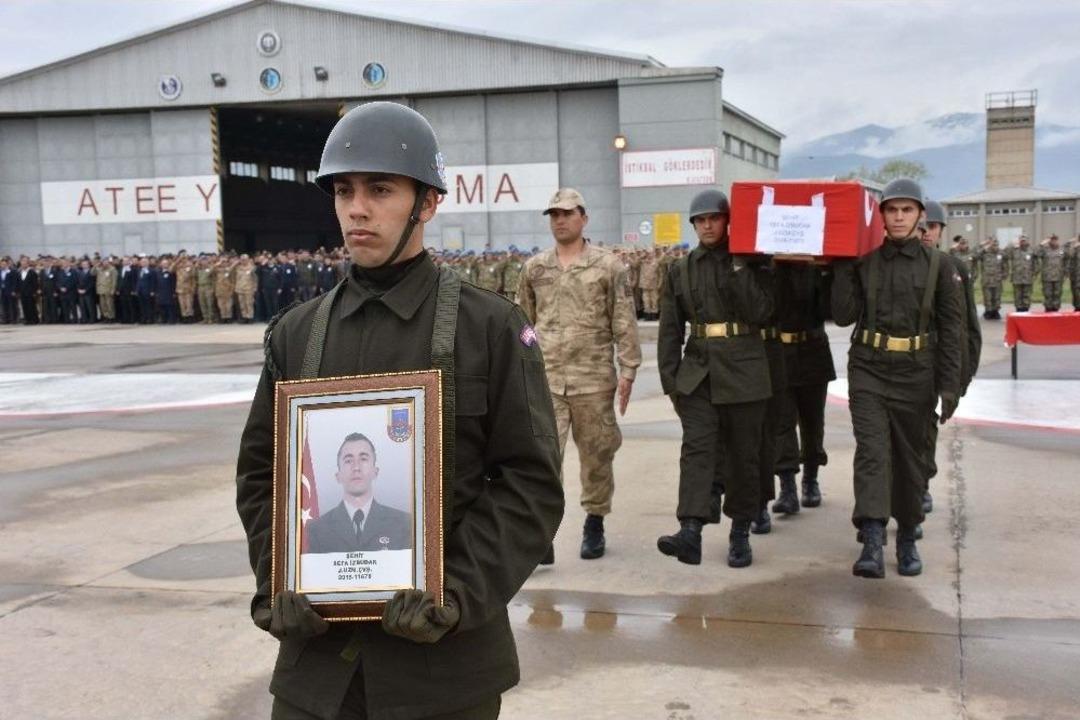 Bitlis Şehidi Memleketine Uğurlandı