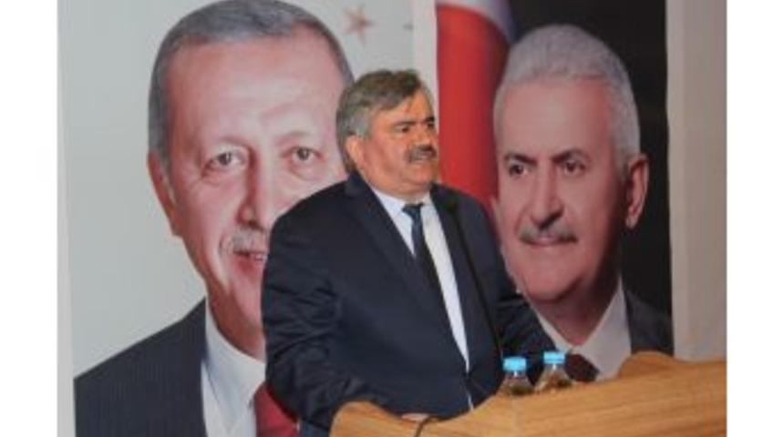 &Ccedil;aturoğlu &ldquo;fet&ouml;c&uuml;&rdquo; İddiasını Yalanladı