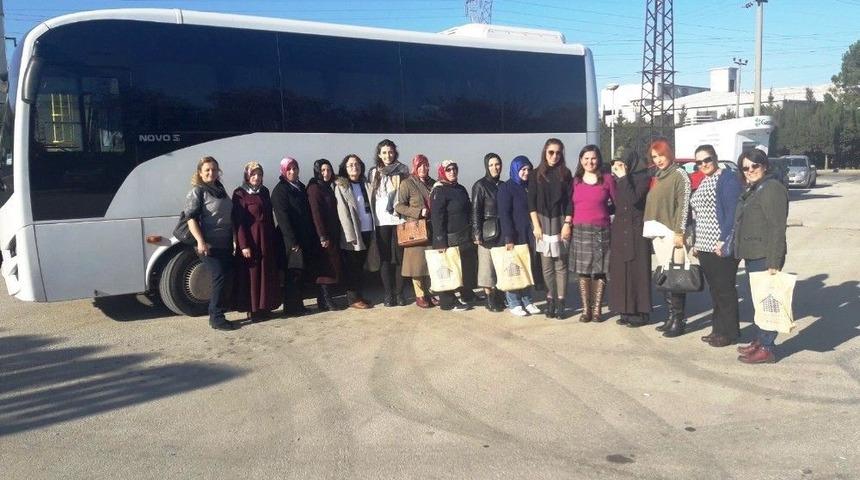 İzmitli Kadınlar Bursa&rsquo;ya Gittiler