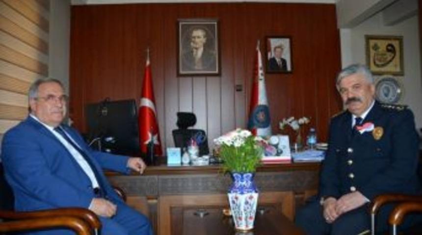 Vali Nayir: Polislik Sabır Ve Fedakarlık İsteyen Bir Meslek