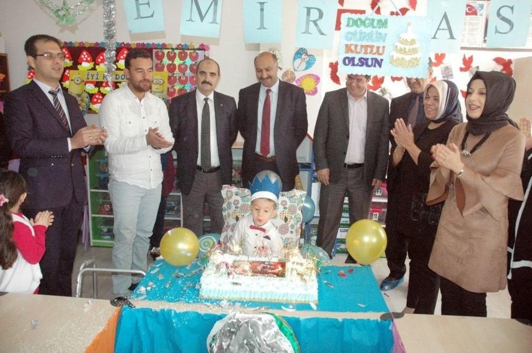 5 Yaşında 10 Ameliyat Ge&ccedil;irdi