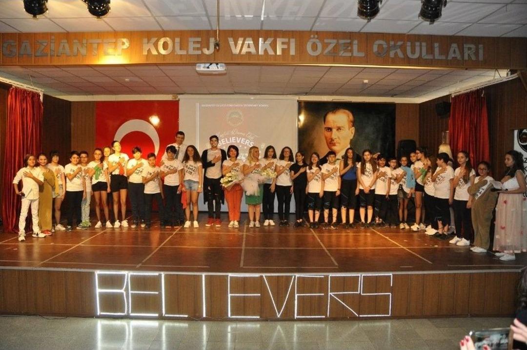 Gkv&rsquo;liler &ldquo;belıevers&rdquo;i Sahneledi