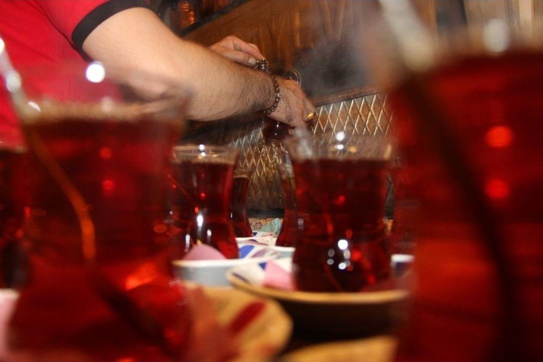 İftar İle Sahur Arasında K&ouml;zde &Ccedil;ay Keyfi