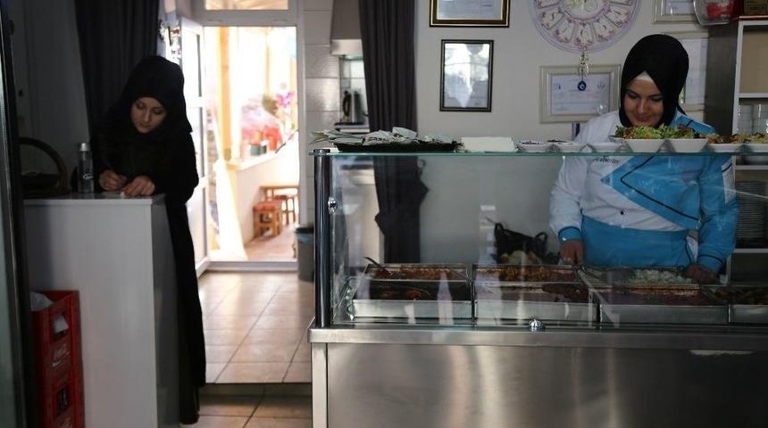 &Ccedil;ocukluk Hayalleri Ko-mek İle Ger&ccedil;ek Oldu