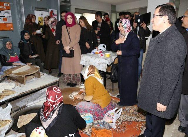 Üniversite Merkez Cami Yararına Kermes Düzenlendi