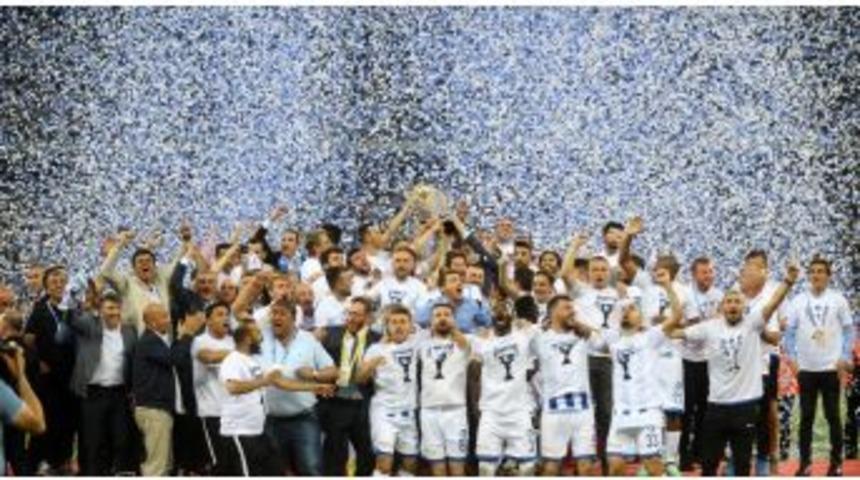 Bb. Erzurumspor 6 Futbolcunun Biletini Kesti