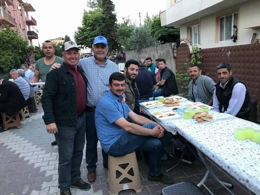 İstasyon Avcılar Kul&uuml;b&uuml; &Uuml;yeleri İftarda Buluştu