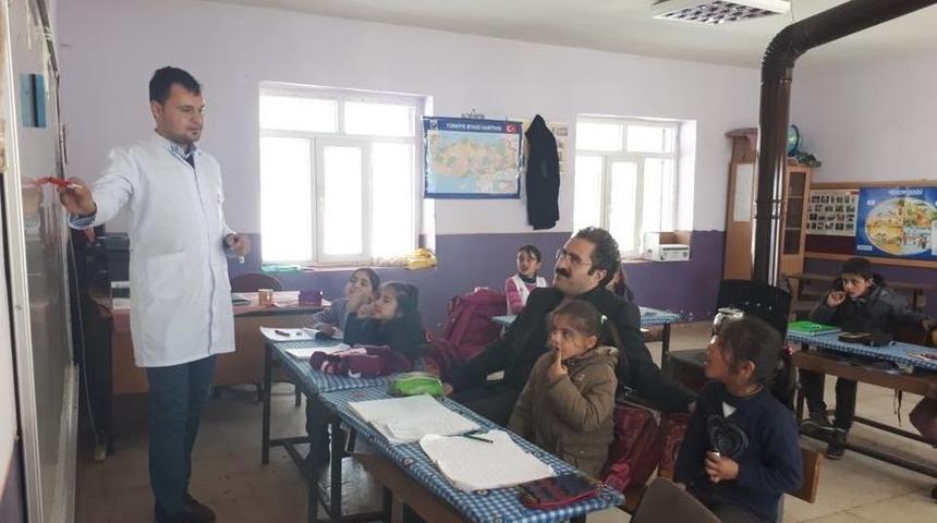 Başkan Hakan, 30 Yıl Sonra Aynı Sınıfta