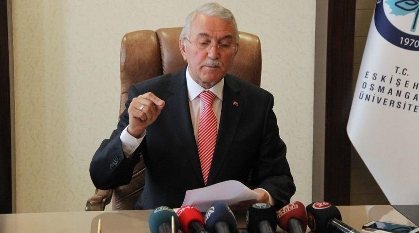 T&uuml;rkiye&rsquo;nin G&uuml;ndemindeki Rekt&ouml;r İstifa Etti