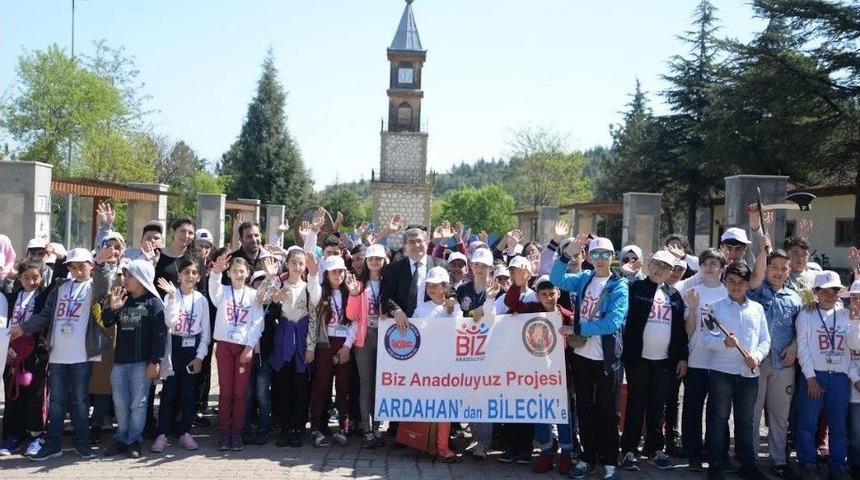 Başkan Vekili Nihat Can, Ardahanlı &Ouml;ğrencileri Ağırladı