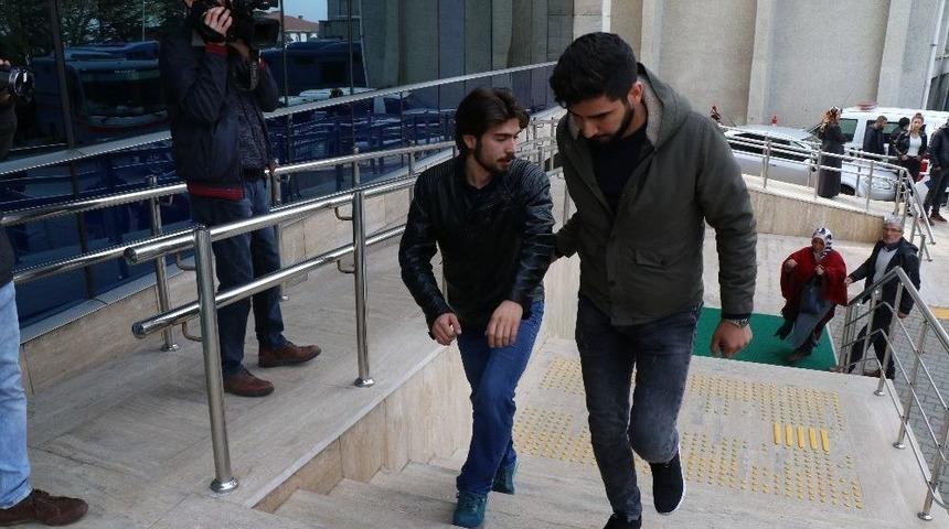 Fet&ouml; Operasyonunda G&ouml;zaltına Alınan 3 Kişi &rsquo;den 2&rsquo;si Adliyeye Sevk Edildi