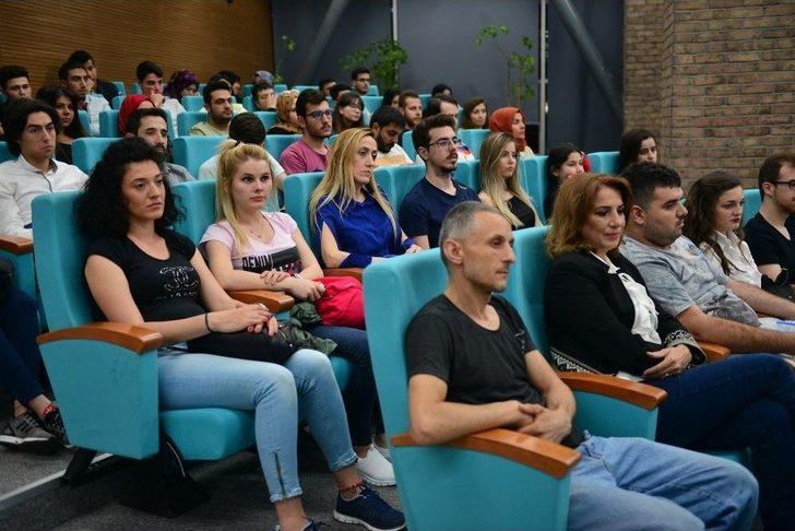 Başkan Edebali ‘ideal Gençlik Hareketi’ Üyeleri İle Bir Araya Geldi G3