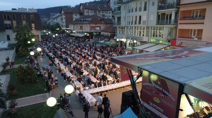 Bereket Konvoyu Karadağ Rojayev&rsquo;de