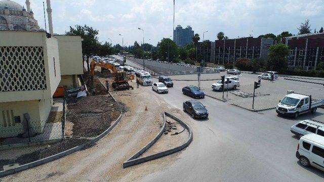 Adana Trafiğine Neşter