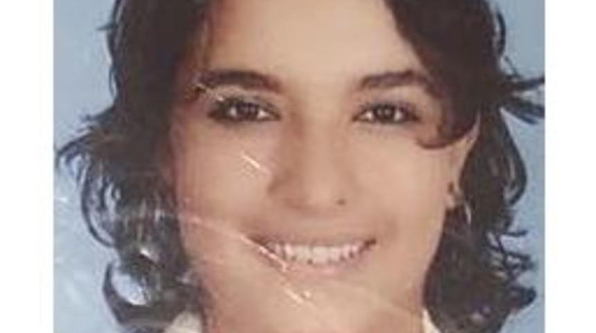 Boğmaya &Ccedil;alışan Sevgilisini Kalbinden Bı&ccedil;aklayarak &Ouml;ld&uuml;rd&uuml;