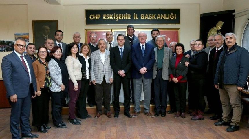 Başkan Kurt&rsquo;tan İl&ccedil;e &Ouml;rg&uuml;tlerine Ziyaret