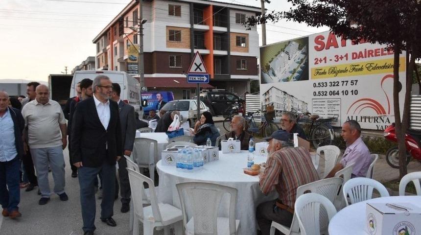 Başkan Ay, Halkla Birlikte Oru&ccedil; A&ccedil;tı