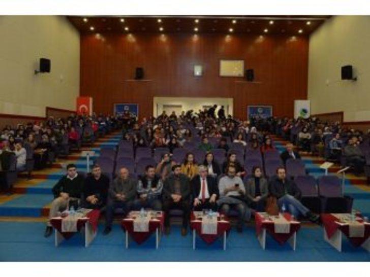 Aeü’de ‘türkçe’nin Ses Bayrakları’ Konferansı Verildi