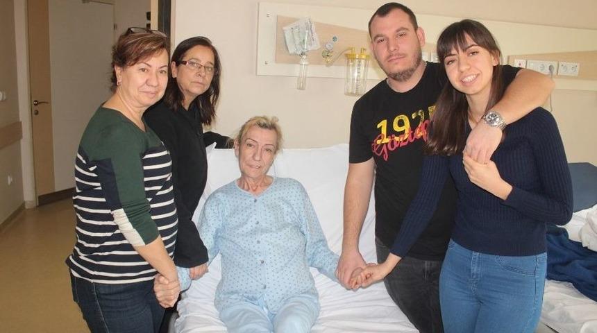 V&uuml;cudundan 13 Kiloluk Kitle &Ccedil;ıkarıldı