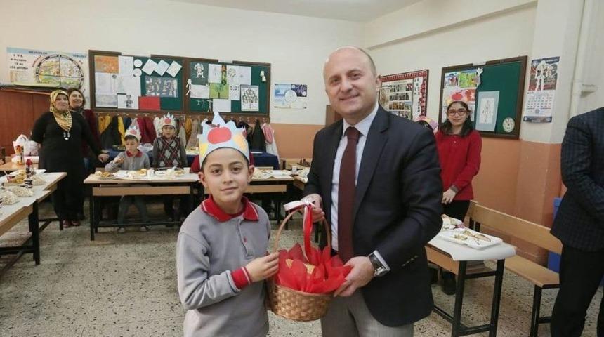 Bedirhan Mesaj Attı, Vali Varol Sınıfa Geldi