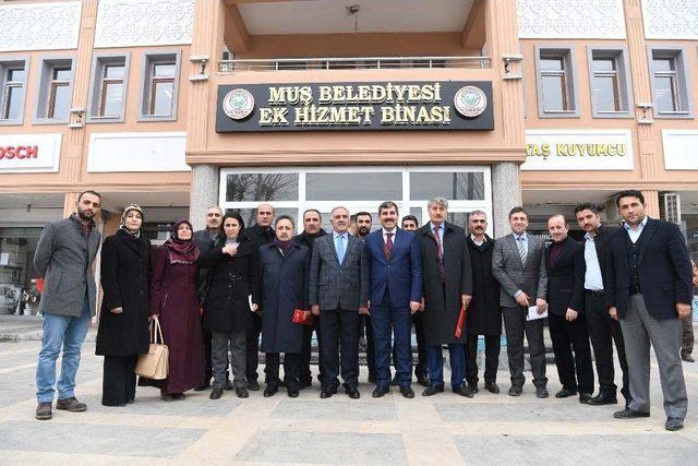 Ak Parti Heyetinden Muş Belediyesine Ziyaret