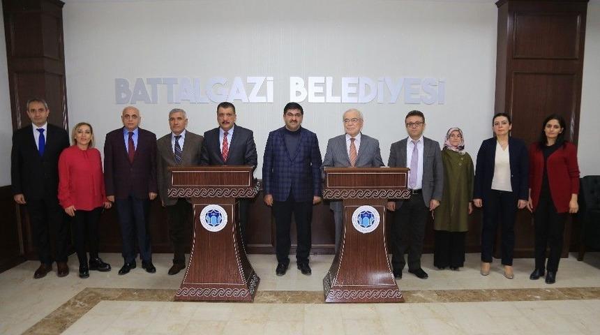 &lsquo;mahallelik Projesi&rsquo; Protokol&uuml; İmzalandı