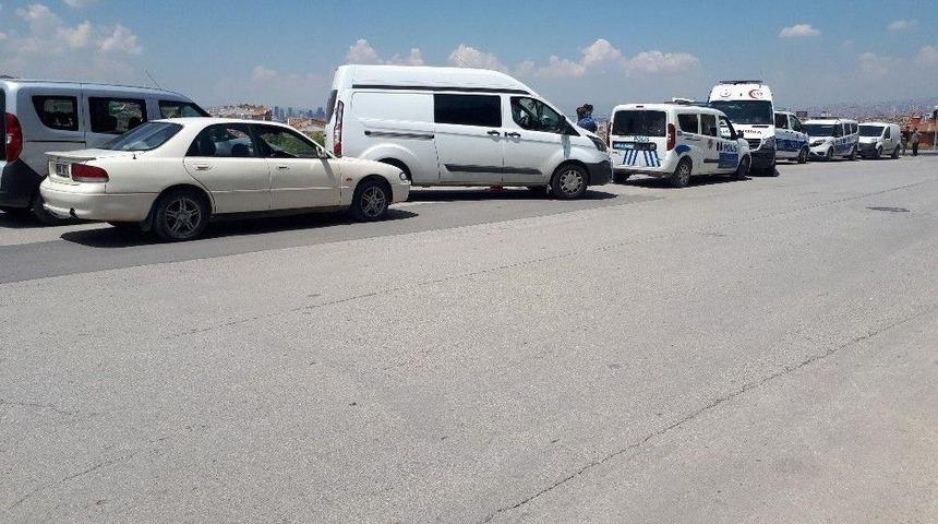 L&uuml;ks Otomobilde Sır &Ouml;l&uuml;m