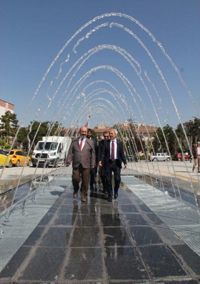 Su Kemerinde G&uuml;ld&uuml;ren G&ouml;r&uuml;nt&uuml; 1