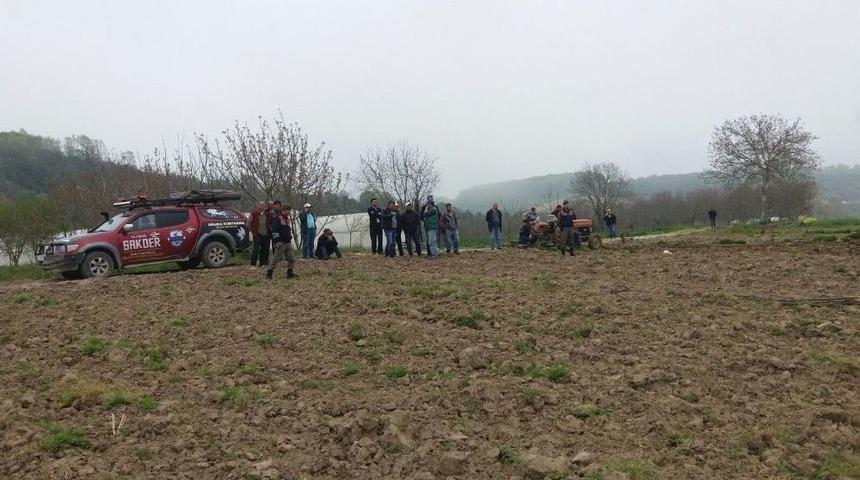 Sakarya Nehrine D&uuml;şen Yaşlı Adam 11 Kilometre Uzakta Bulundu