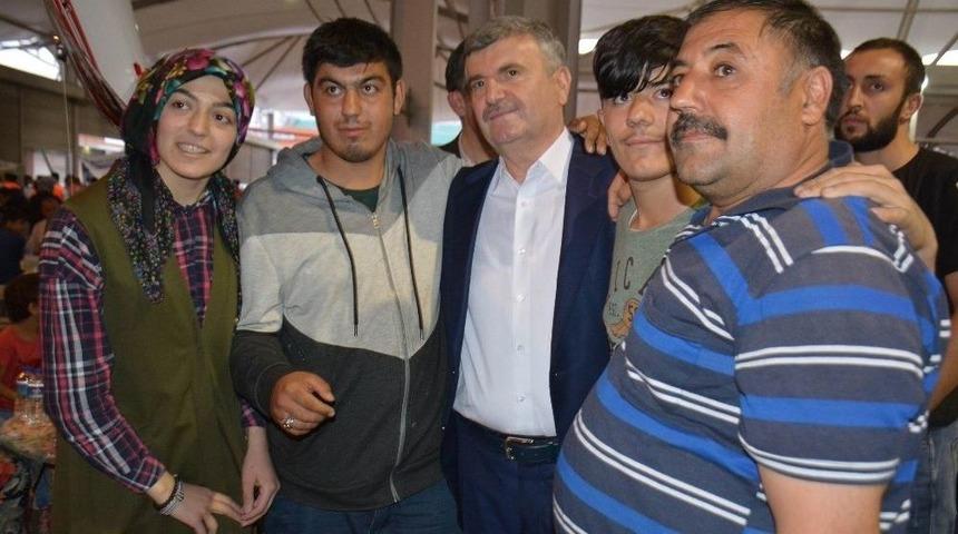 Aky&uuml;rek, Se&ccedil;im &Ccedil;alışmalarını S&uuml;rd&uuml;r&uuml;yor