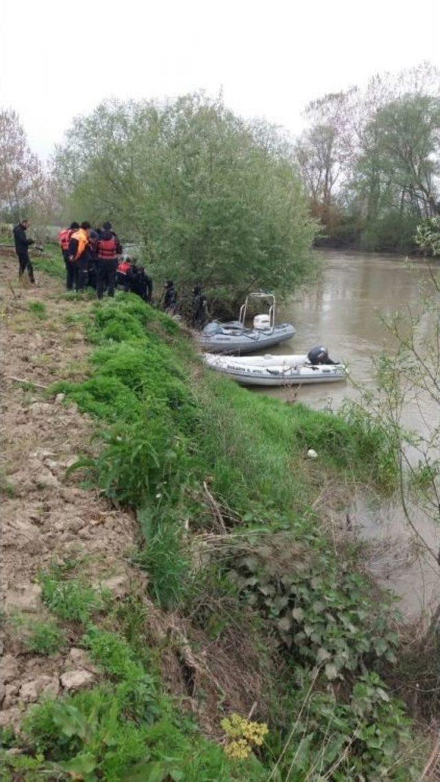 Sakarya Nehrine D&uuml;şen Yaşlı Adam 11 Kilometre Uzakta Bulundu 2