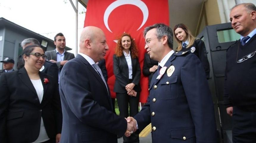 Başkan &Ccedil;olakbayrakdar&rsquo;dan Polis Teşkilatına Ziyaret