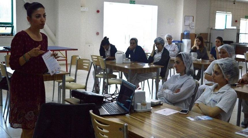 Kartepe&rsquo;de Kadınlara Eğitim