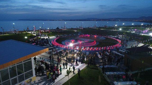 Tuşba Belediyesinin ‘kardeşlik Sofrası’na Yoğun İlgi