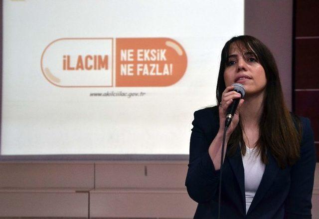 &Ccedil;&ouml;z&uuml;m Koleji &Ouml;ğrencilerine Eczacılık Mesleği Anlatıldı 1