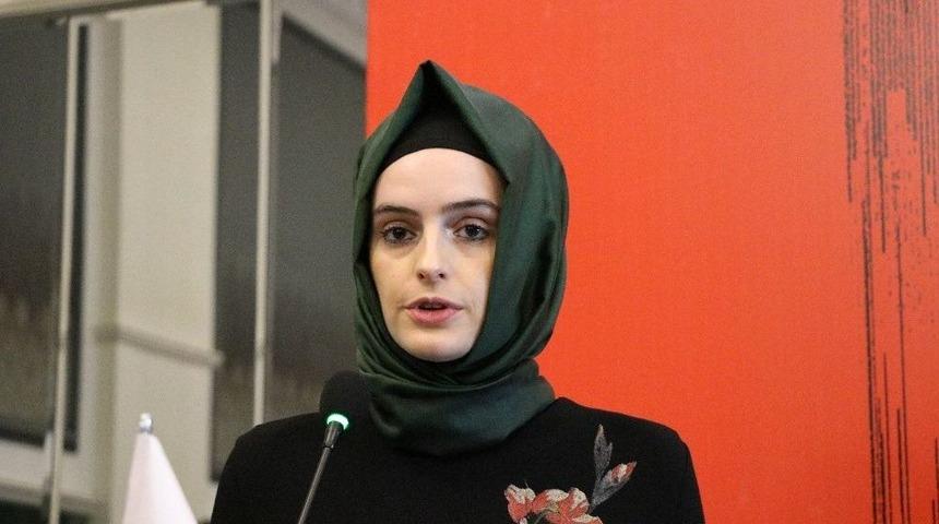 Yetişkin Bireylerin 4&rsquo;te 1&rsquo;i &Ccedil;ocukken İstismara Maruz Kalıyor